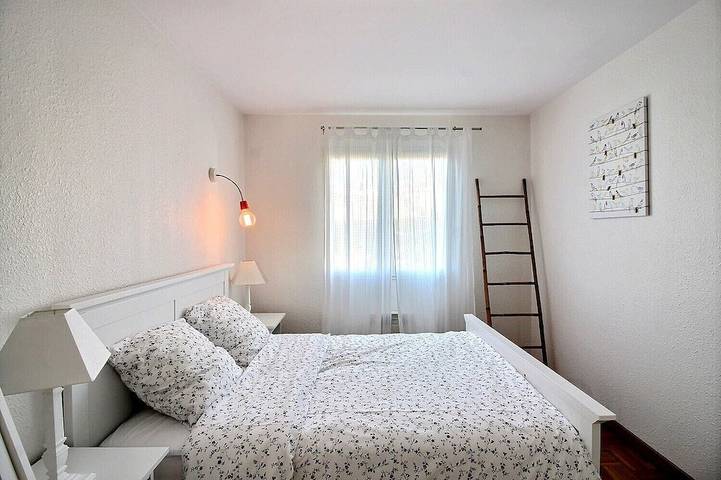 Villa Signado con gran piscina climatizada de agua de mar a 5 km de la playa in Portiragnes, Côte d'Améthyste