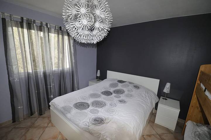 Location de vacances pour 8 personnes, avec jardin et terrasse à Callas - 3