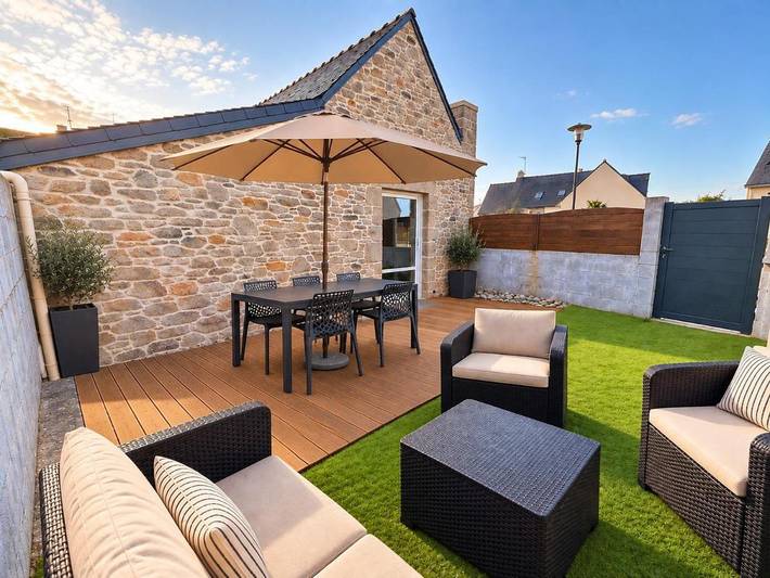 Ferienhaus für 4 Personen, mit Terrasse und Garten sowie Pool und Sauna in Guilvinec
