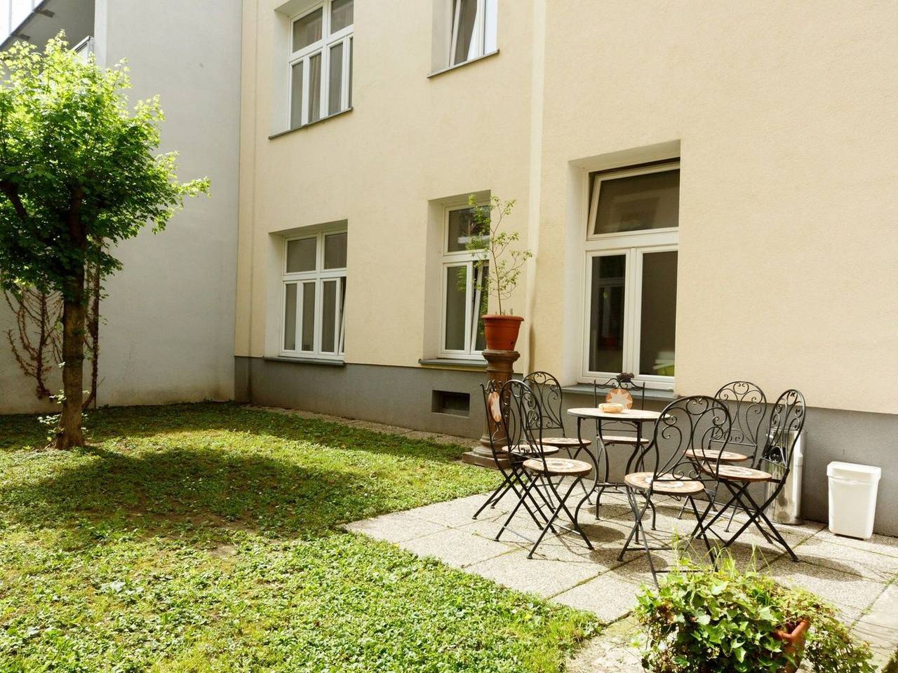 in Fünfhaus mit Garten, foto 13