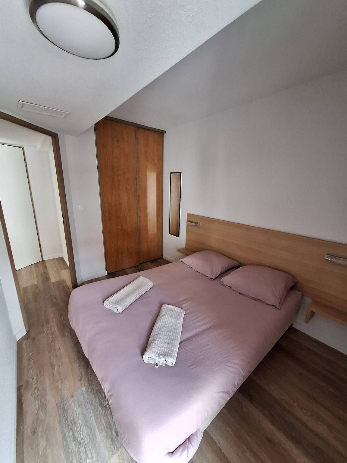 Apartamento entero, Apartamento 'Appartement T3' con Piscina Compartida y Aire Acondicionado in Vernet-les-Bains, Región de Prades (Francia)