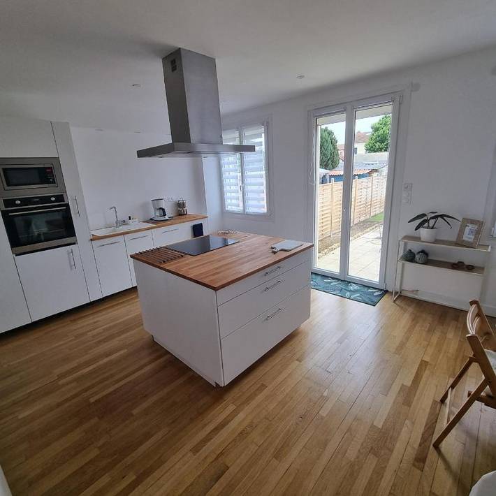 Maison de vacances pour 4 personnes, avec jacuzzi et jardin, animaux acceptés