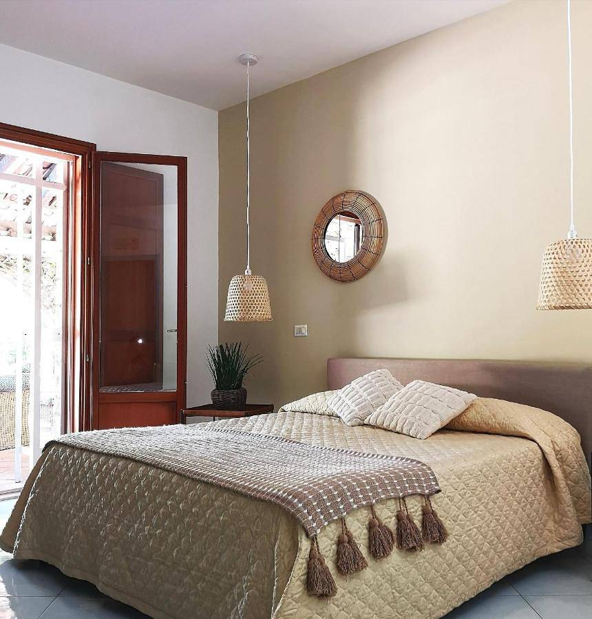 Villa with Private Pool in Praia A Mare Taranto, Taranto