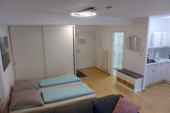 Apartamento entero, Small apartment with balcony in the heart of Überlingen in Überlingen, Region Bodensee-Oberschwaben