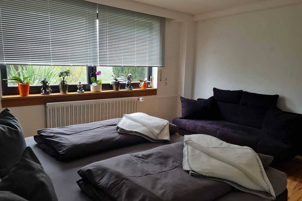 Ganze Wohnung, Schöne Ruhige Ferienwohnung mit Parkplatz. Haustierfreundlich! in Trochtelfingen, Neckar-Alb