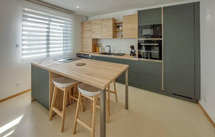 Apartamento vacacional entero, Apartamento con vistas al mar cerca de Plage de Porz Liogan in Le Conquet, Región de Brest