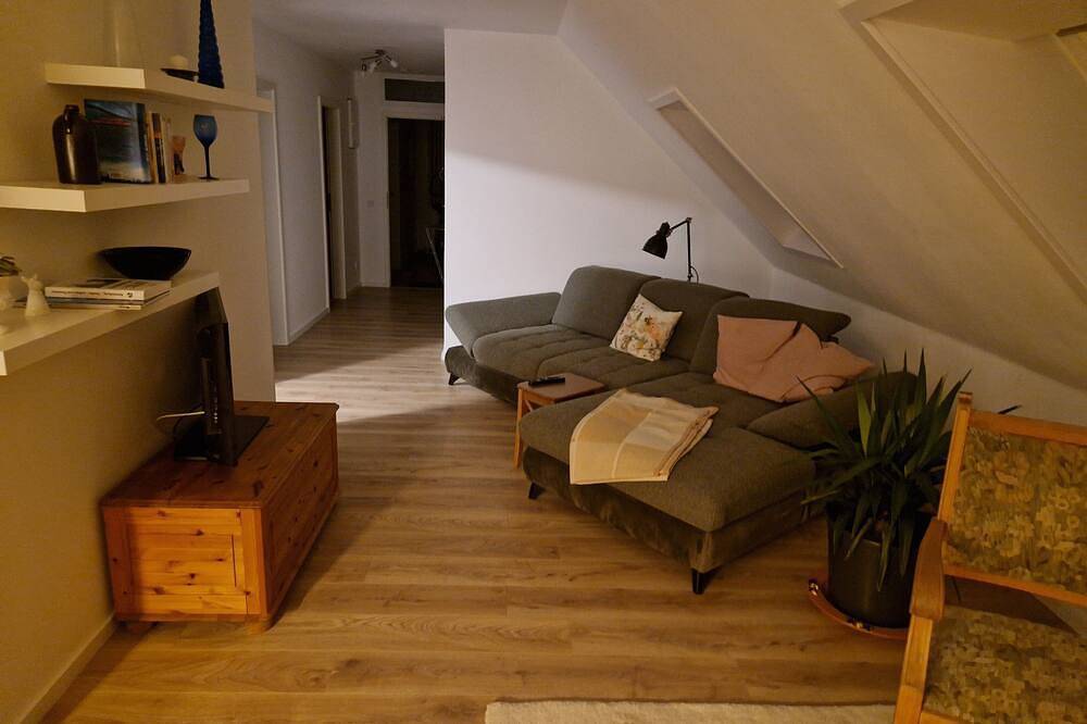 Ganze Wohnung, Neue Ferienwohnung am Golfplatz, mit ausreichend Platz in einer ruhigen Umgebung in Ammersbek, Kreis Stormarn