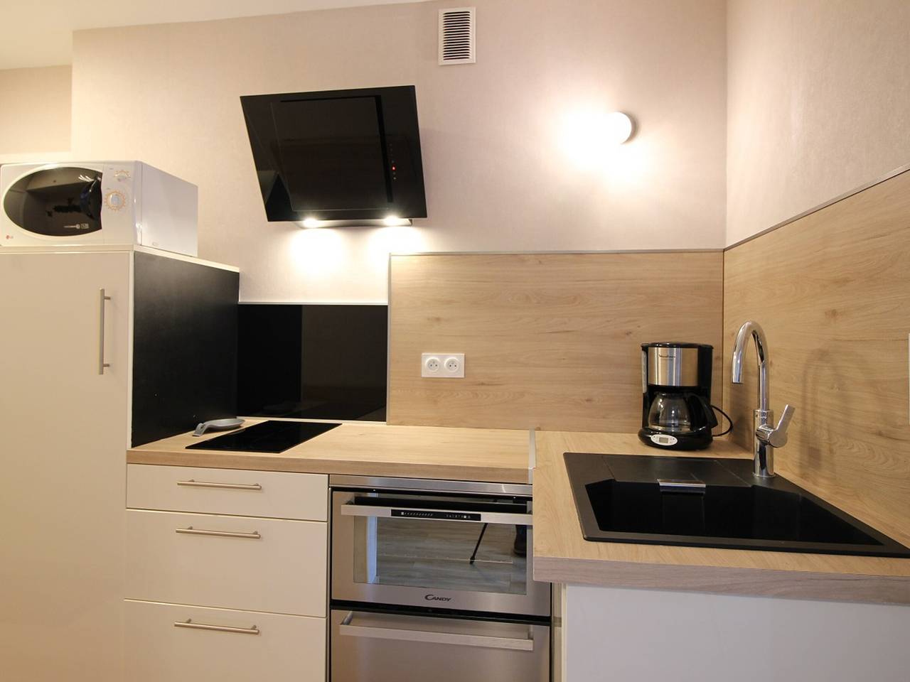 Ganze Wohnung, Renoviertes T2 mit Balkon und Parkplatz in Mont-Dore in Mont-Dore, Regionaler Naturpark Volcans d'Auvergne