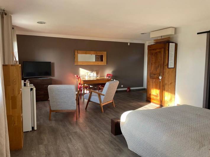 Chambre d’hôte pour 2 personnes, avec vue et jardin, animaux acceptés - 1
