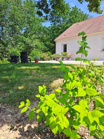 Gîte pour 2 personnes, avec jardin ainsi que terrasse et piscine dans le Loir-et-Cher