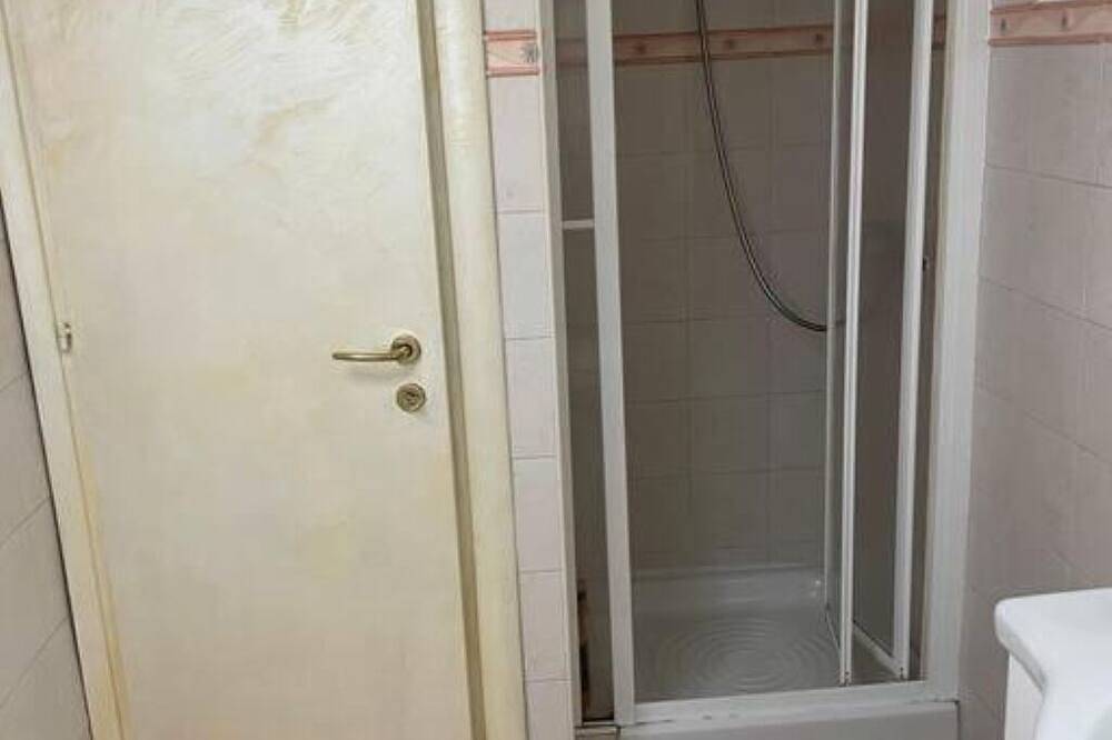 Mini-apartment in the center of Cosenza placed between the old and the \"new\" city. in Cosenza, Cosenza Province
