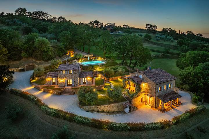 Ferienhaus für 12 Personen, mit Garten in Montepulciano