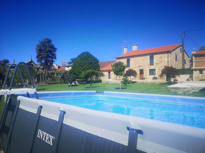 Apartamento para 10 personas, con Terraza y Jardín además de Piscina y Vistas en Teo 