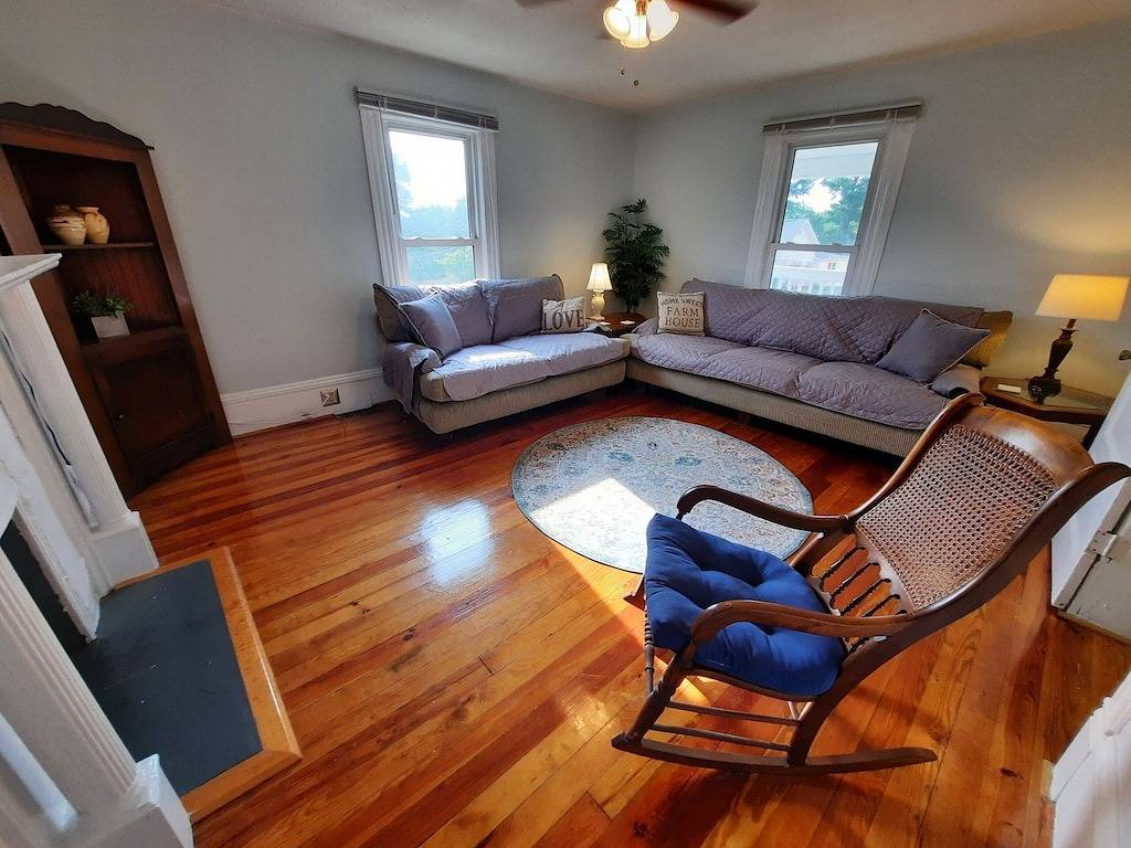 120 year old home located in the heart of Mayberry and the Yadkin Wine Valley in Mount Airy, Surry County