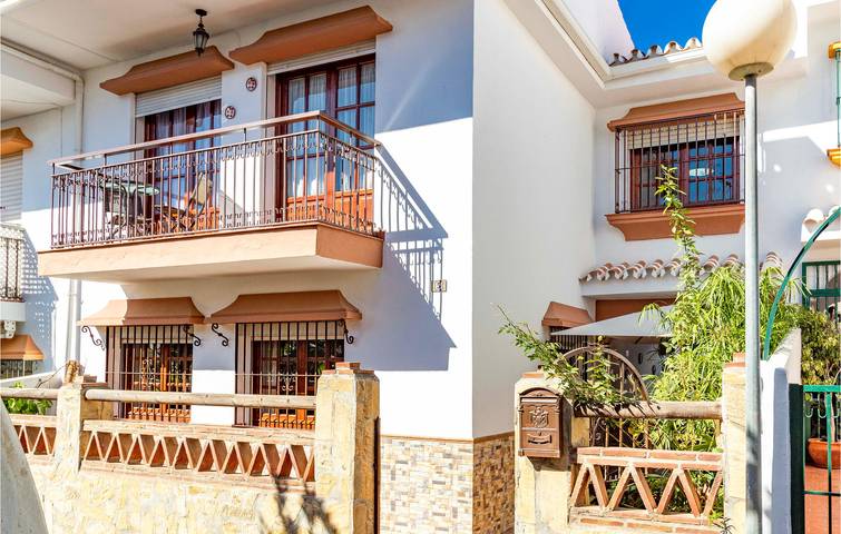 Ferienhaus für 6 Personen, mit Pool und Terrasse in Torrox