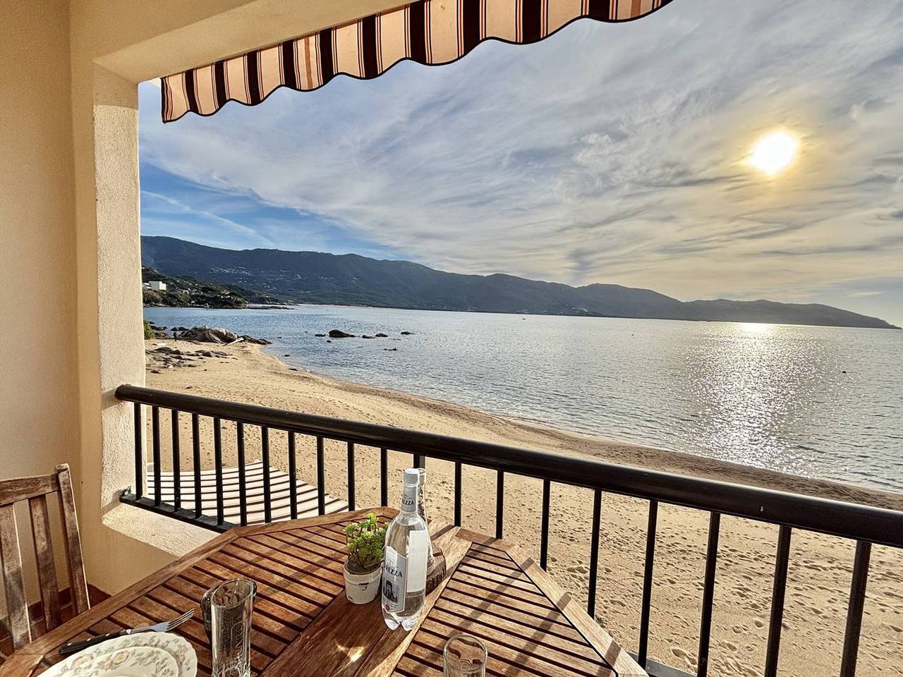 Ganze Wohnung, Studio in Tiuccia am Meer mit Klimaanlage in Casaglione, Ajaccio und Umgebung