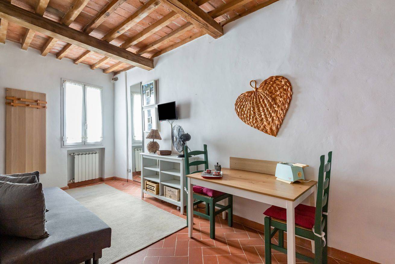 Entire apartment, Boboli Gardens Lovely Apartment in Florence city center, Florence