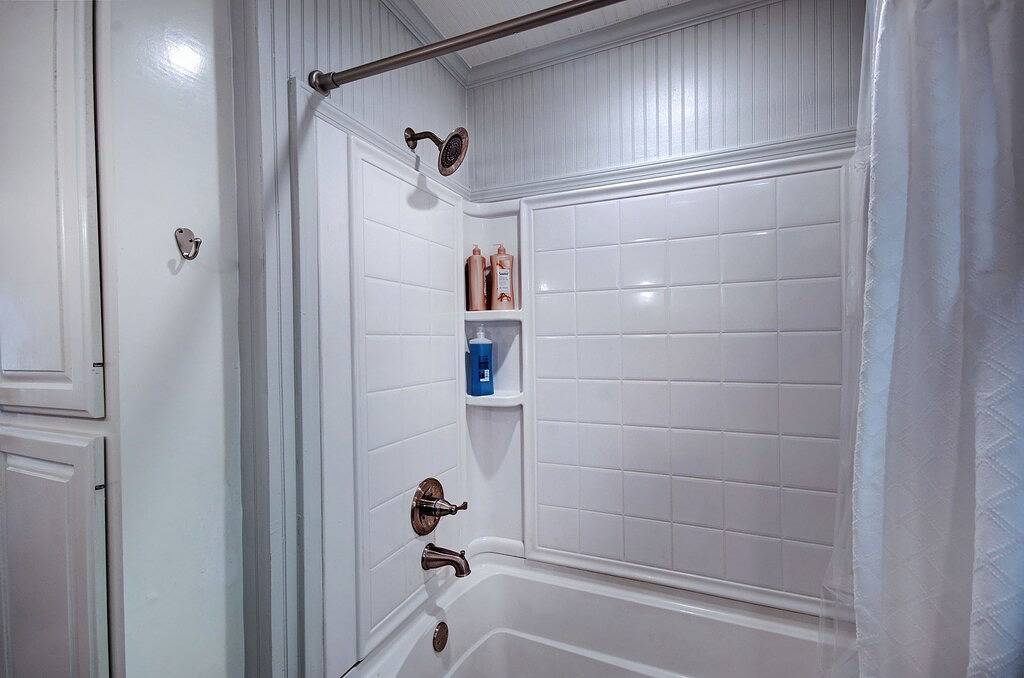 Serene Home in Fondren Location Near Hospitals in Jackson, Hinds County