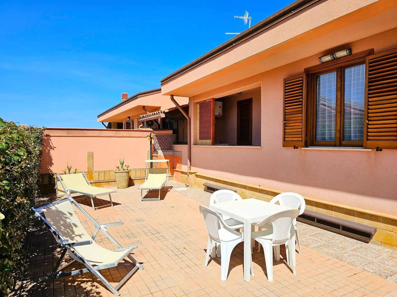 Casa 7 Personas in Campofelice di Roccella, Provincia de Palermo