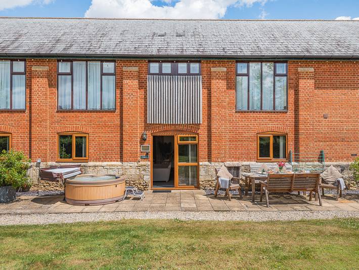 Holiday rental for 8 people, with garden in Dorset