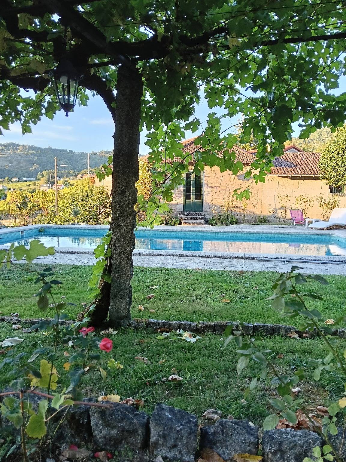 Casa do Capitán (Pospazo-Gomariz) in Leiro, Ourense Region