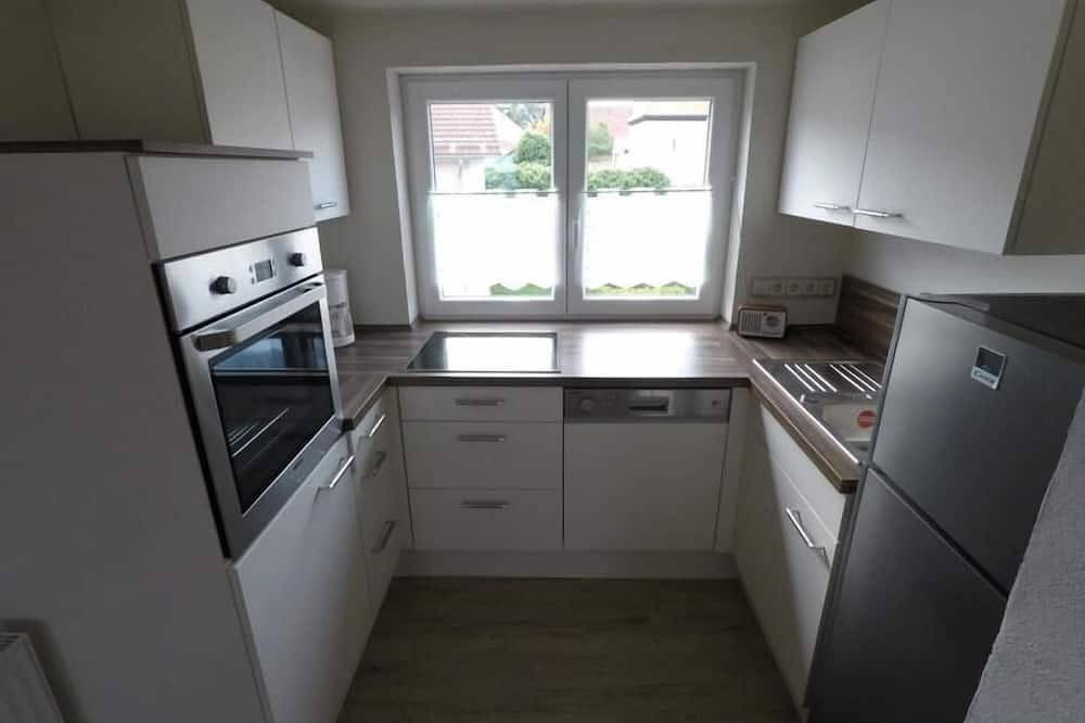 Ganze Wohnung, Gemütliche Ferienwohnung (67m2) für 4 Pers. in Kürmreuth in Königstein (Bayern), Ostbayern