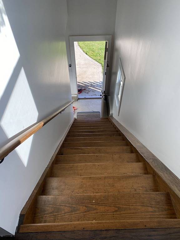 Ganze Wohnung, 1br-1bth- Furnished Apartment in Chardon in Geauga County