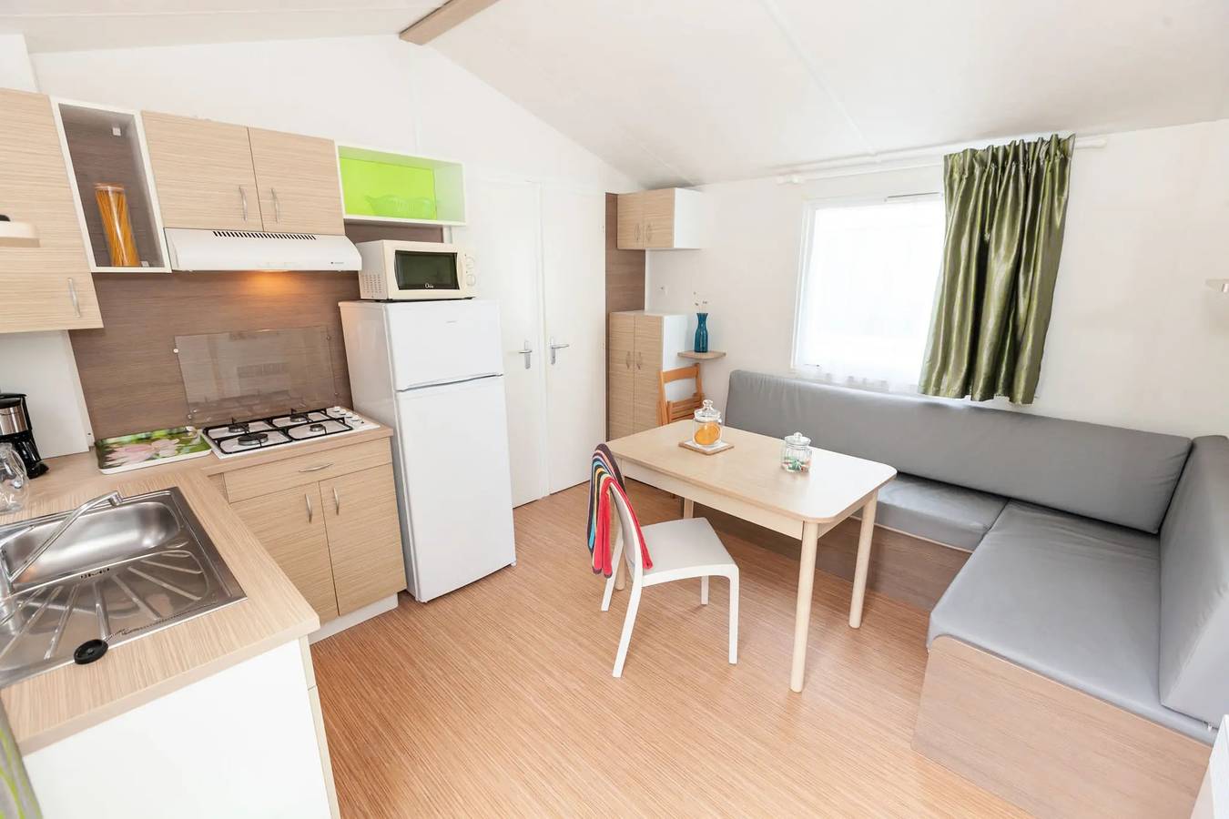 Mobil-home - 2 chambres - 4 personnes in La Cotinière, Saint-Pierre-d'Oléron