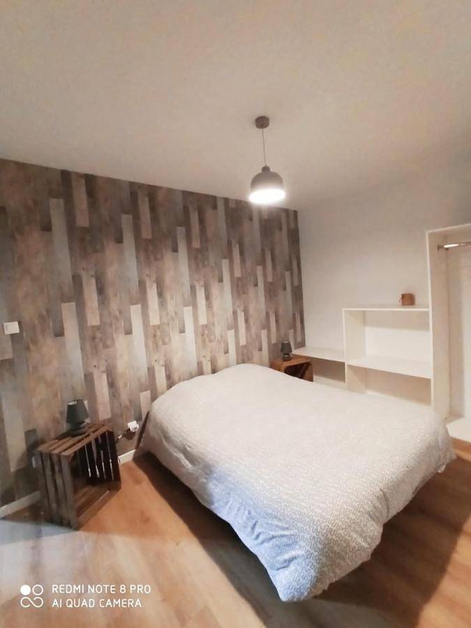 Two-Bedroom House in Onzain, Région de Blois