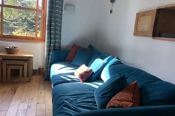 Cottage for 8 People in Southwater, West Sussex, Photo 4