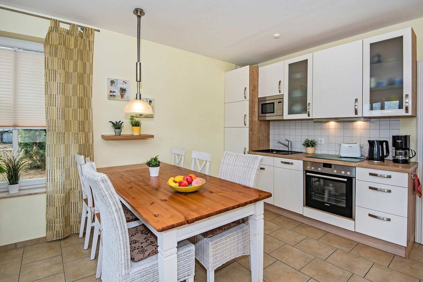 Modernes Ferienhaus im Grünen mit Terrasse – ideal für Familien & Naturfreunde in Gothensee, Korswandt