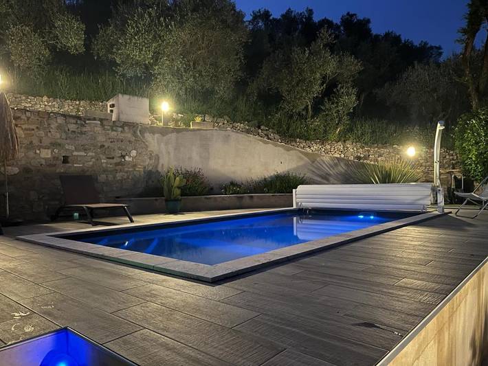 Villa pour 2 personnes, avec vue ainsi que piscine et jardin à Alès - 3