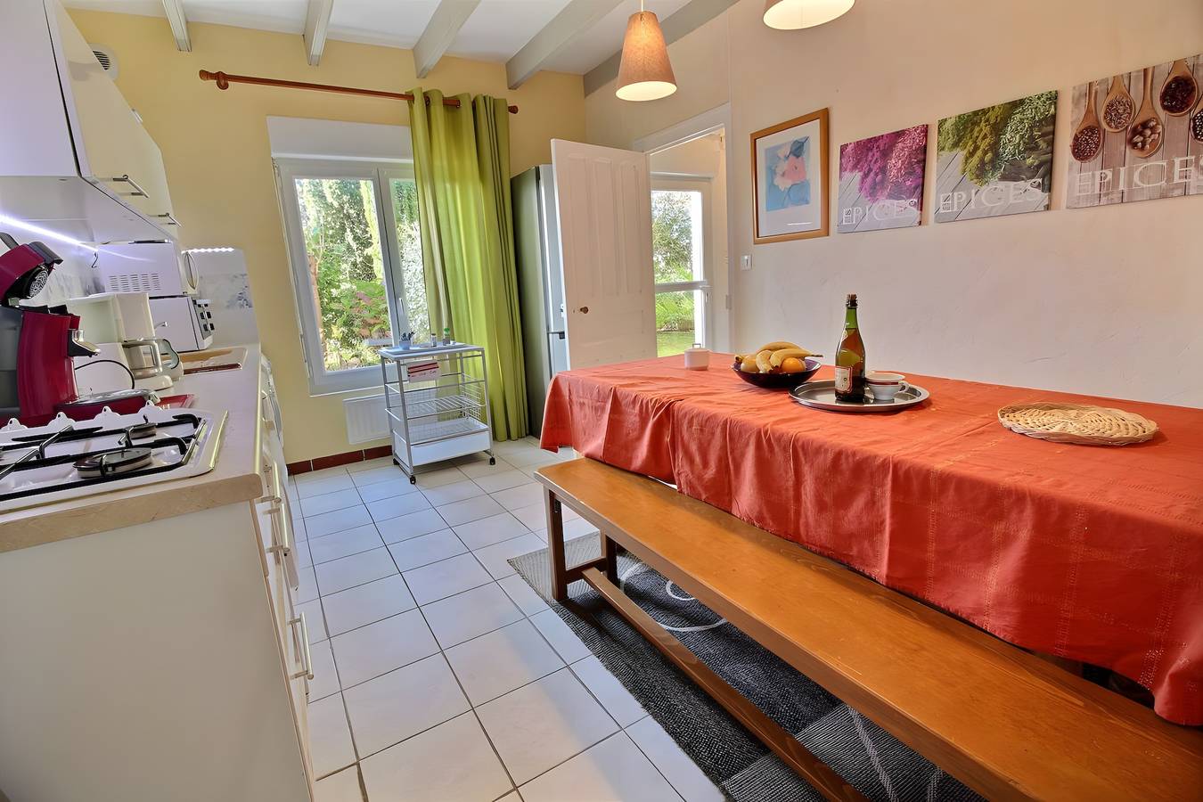 Maison de vacances 'Gite Des Plages Aigue-marine' avec terrasse privée, jardin privé et Wi-Fi in Beg-Léguer, Lannion