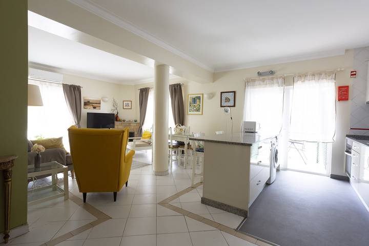 Ferienwohnung für 5 Personen, mit Garten in Alvor - 4