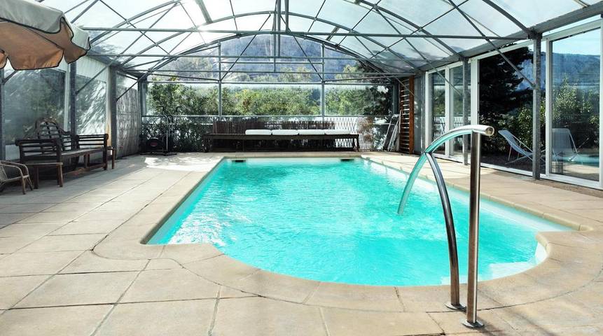 Hôtel pour 2 personnes, avec jardin et sauna ainsi que vue et piscine à Lioux - 4