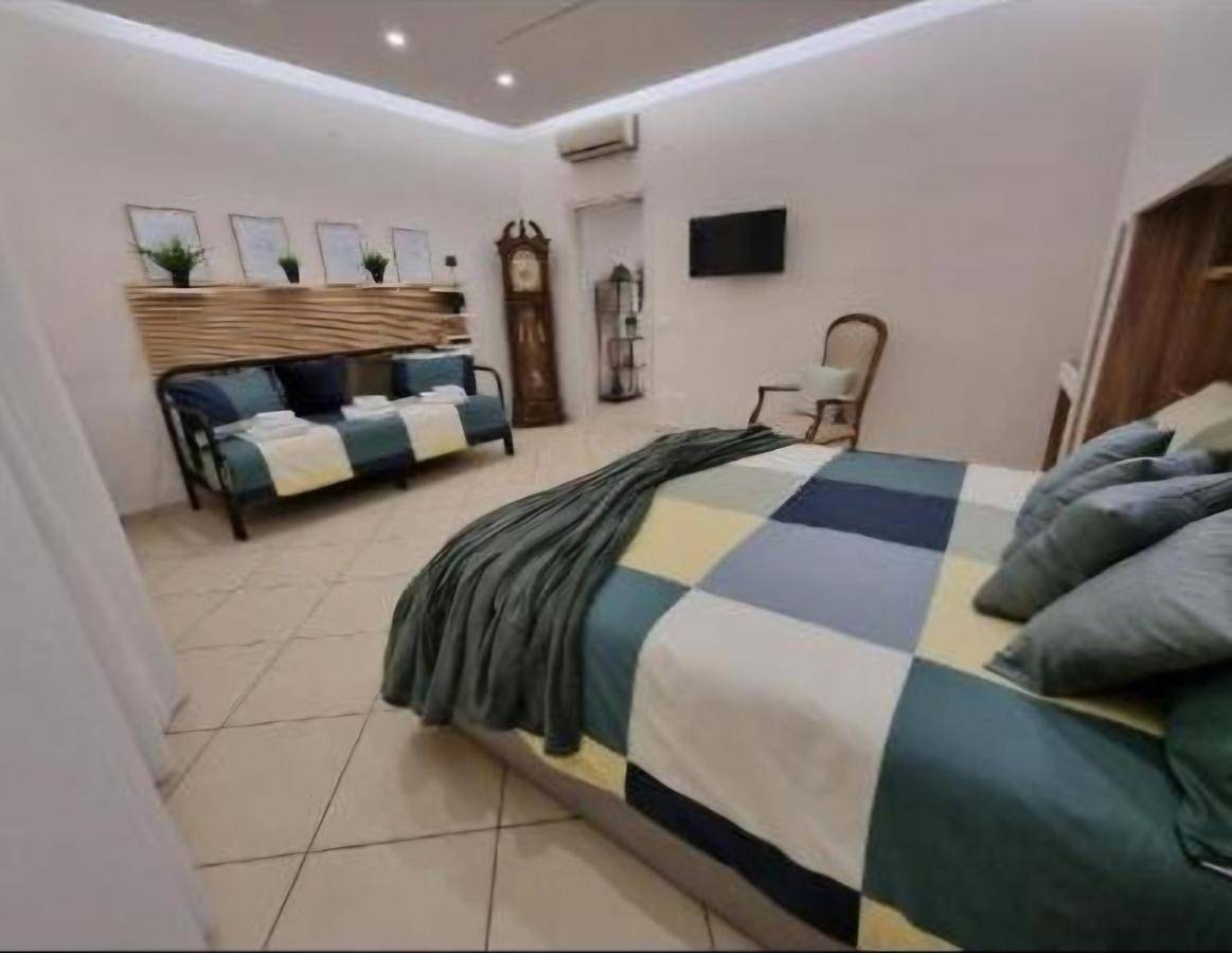 Appartamento intero, Home Santa Chiara Marigliano in Marigliano, Napoli e dintorni
