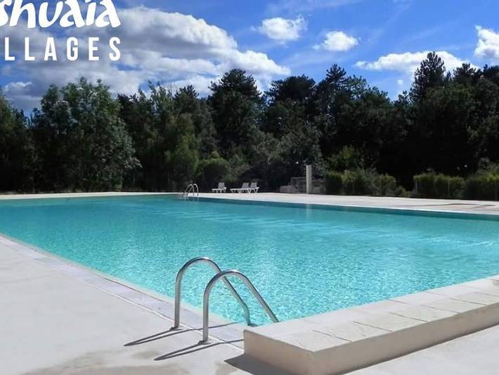 Camping pour 4 personnes, avec Bassin pour enfant