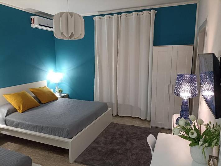 Ferienwohnung für 5 Personen, mit Balkon und Ausblick in Rossano - 2