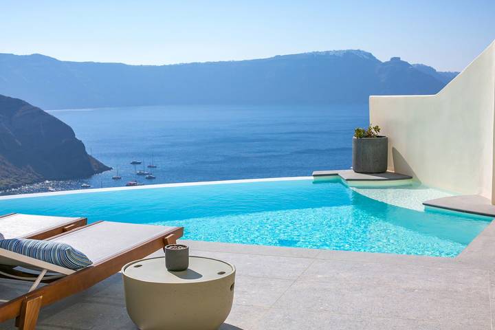 Villa für 4 Personen mit Terrasse in Ormos Ammoudiou, Oia