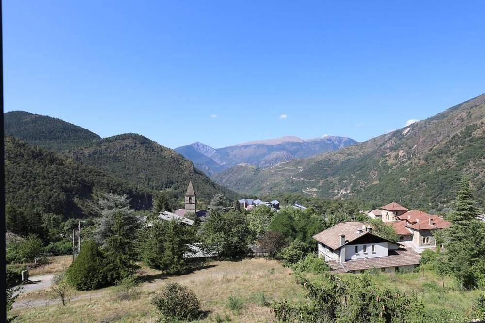 Entire apartment, Between sky and mountains in Valdeblore in Valdeblore, Nice region