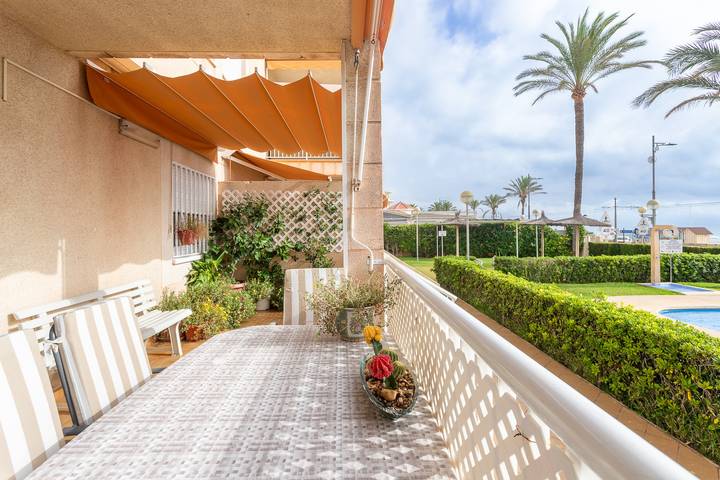 Apartamento entero, Amplio apartamento en El Campello, 120 m², piscina compartida in Platja de l'Horta-Mutxavista (San Juan Playa), San Juan Playa (Alicante)