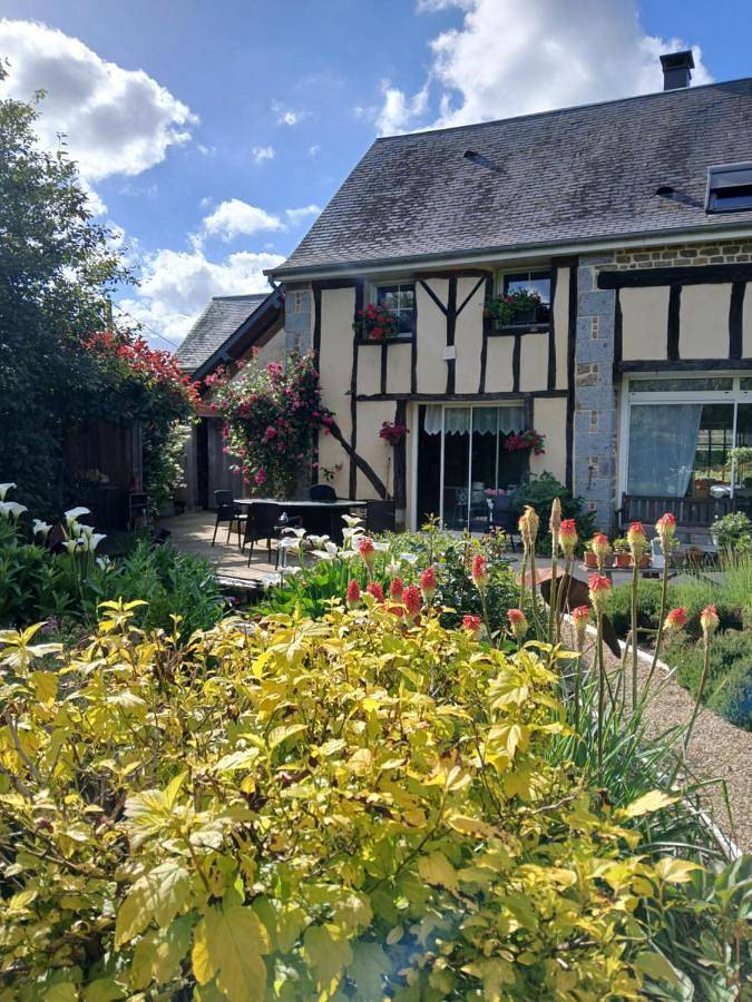 Location de vacances pour 2 personnes, avec Terrasse et Jardin dans Landisacq - 3