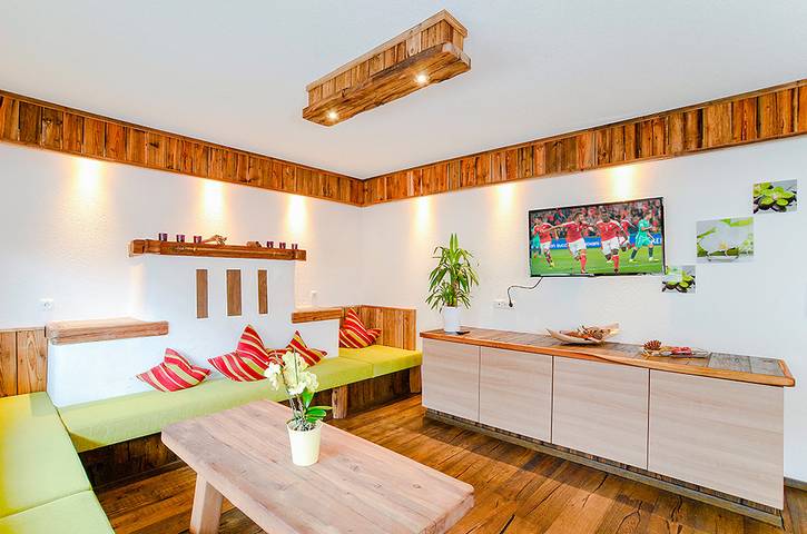 Chalet für 10 Personen, mit Ausblick und Terrasse sowie Sauna im Ötztal - 3