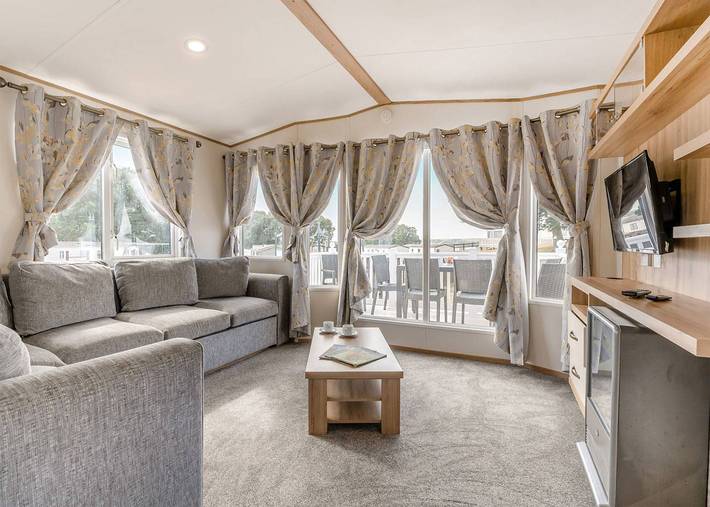 Glamping for 8 people on the Isle of Wight