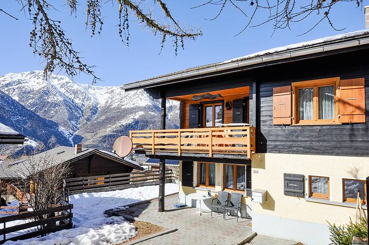 Chalet für 6 Personen, mit Ausblick und Garten in Grächen