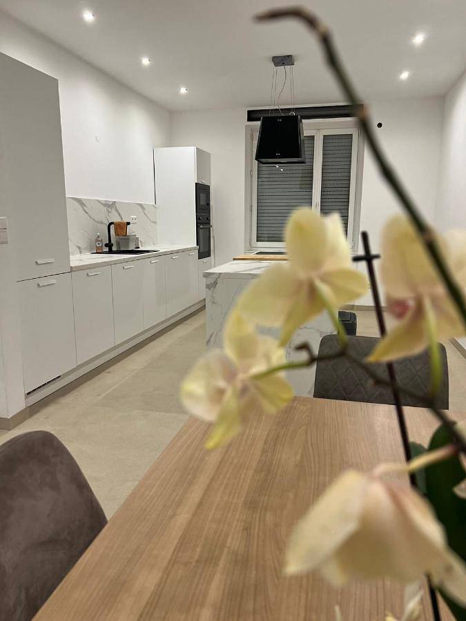 Gîte pour 2 personnes, avec jardin à Esch-sur-Alzette - 2