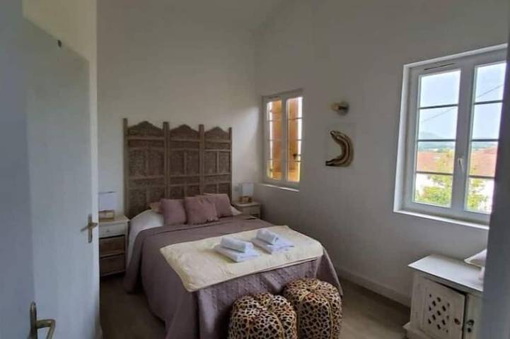 Location de vacances pour 8 personnes, avec terrasse à Mendionde - 2