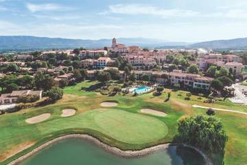 Gîte pour 5 personnes, avec jardin et piscine, animaux acceptés dans Golf de Pont Royal