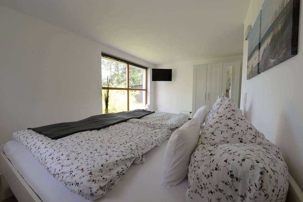 Ganze Wohnung, Komfortable Ferienwohnung Gartenparadies in Fuhlendorf, Vorpommern-Rügen