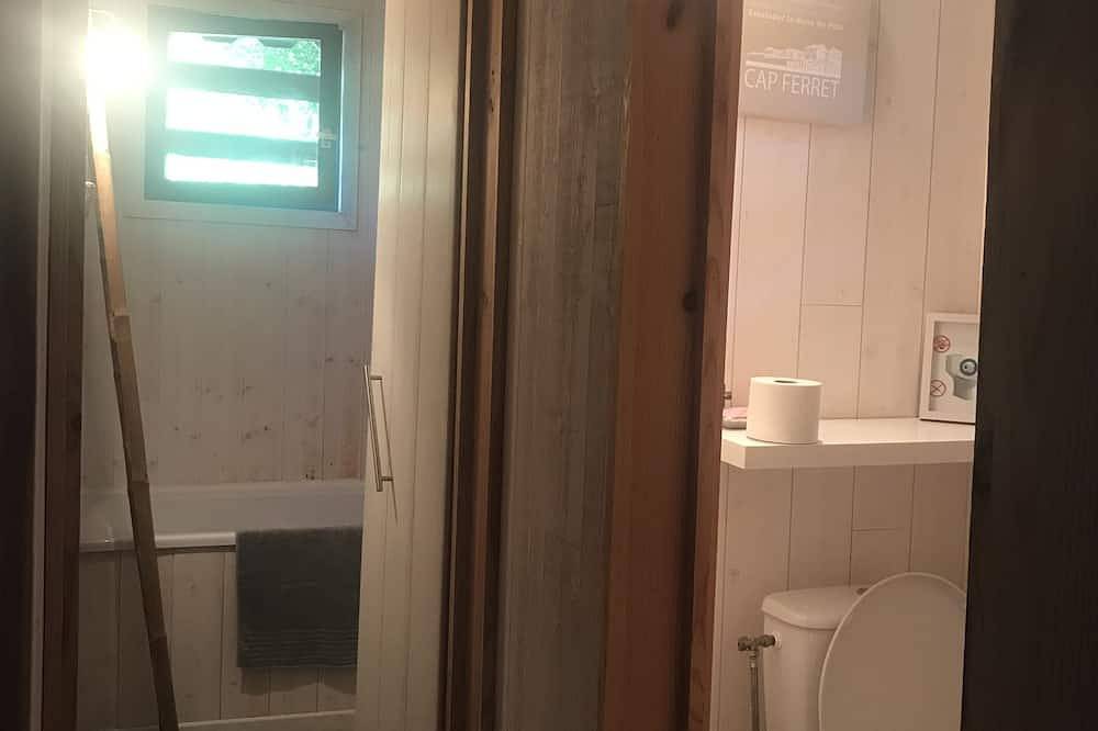 Charming wooden house*** typical of the Basin in the heart of the forest with bicycles in Biganos, Arcachon region